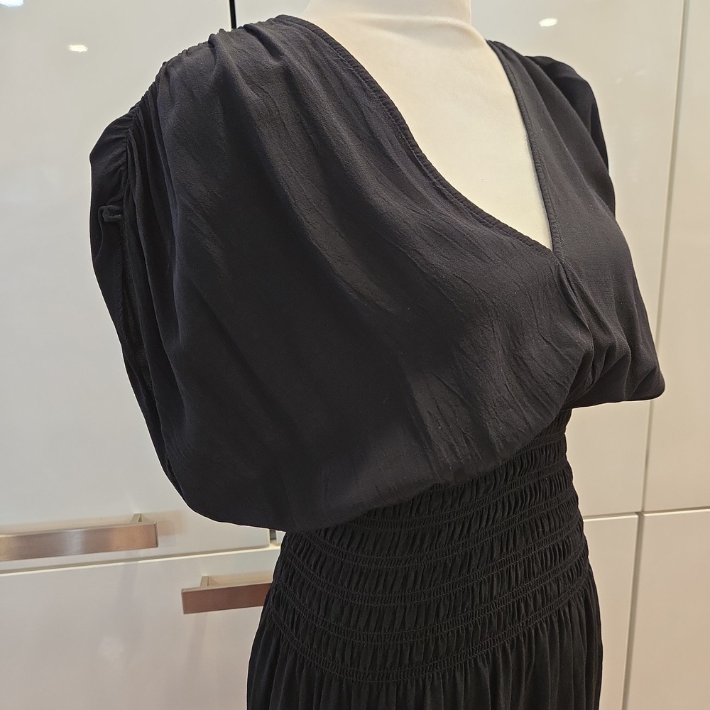 Rails Sierra Black Mini Dress Smocked Womens Size Small - Picture 4 of 9